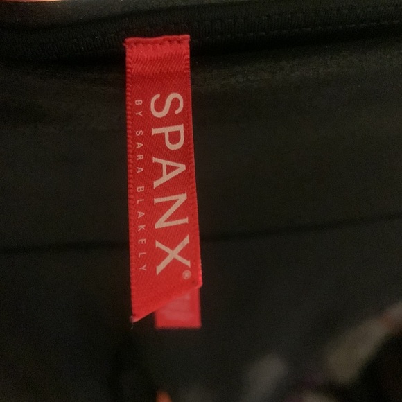 SPANX Black Faux Leather Pull On Leggings Small Petite - Picture 5 of 6